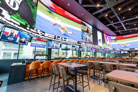 draftkings sports bar chicago|DraftKings Sportsbook at Wrigley Field.